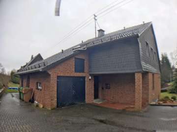 Zweifamilienhaus in Gummersbach, 51647 Gummersbach, Zweifamilienhaus